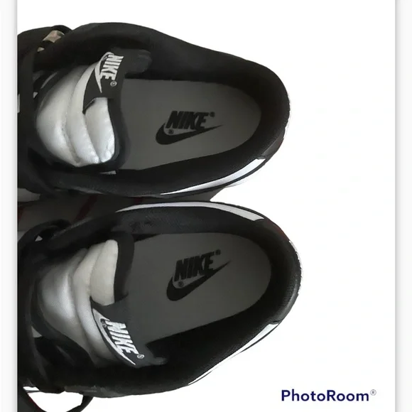 Women’s Nike dunk low retro panda white black shoes - Picture 3 of 4